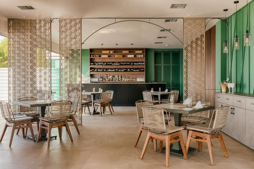  Villa Di Mare Seaside Suites | restaurant